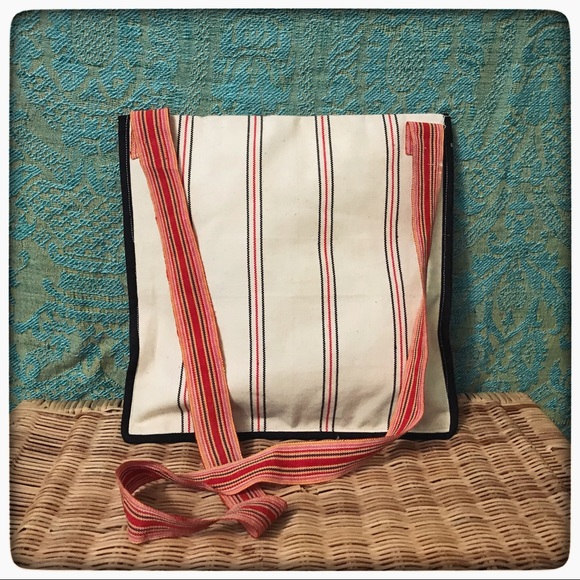 Ethnic Boho colorful shoulder bag, embroidered 🌸 - Picture 4 of 6